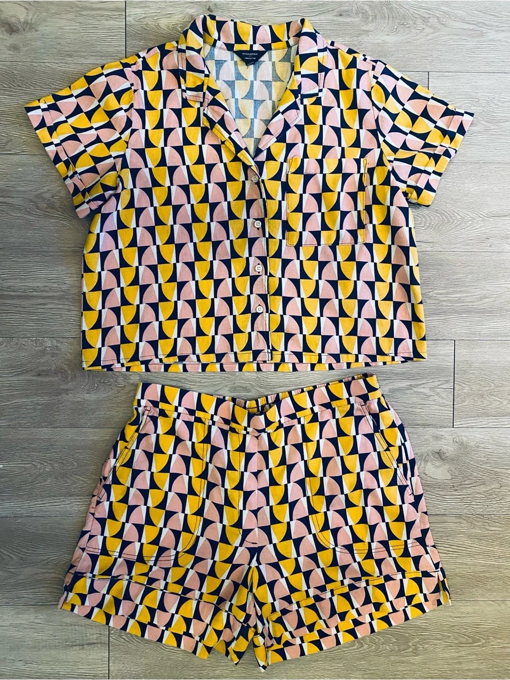 Banana Republic Linen Blend Geometric Print Set ~ Size Large